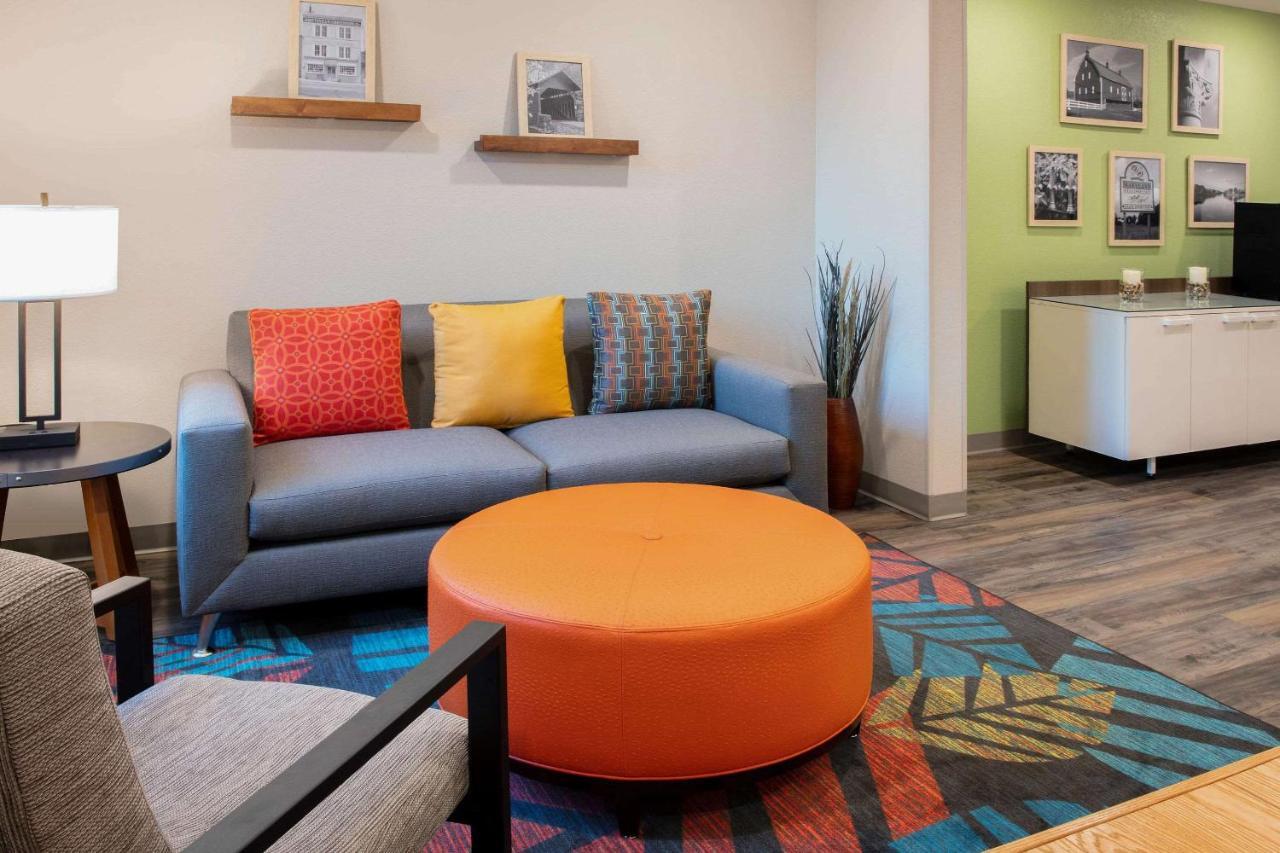 Woodsping Suites Washington Dc East Arena Drive Lake Arbor Extérieur photo